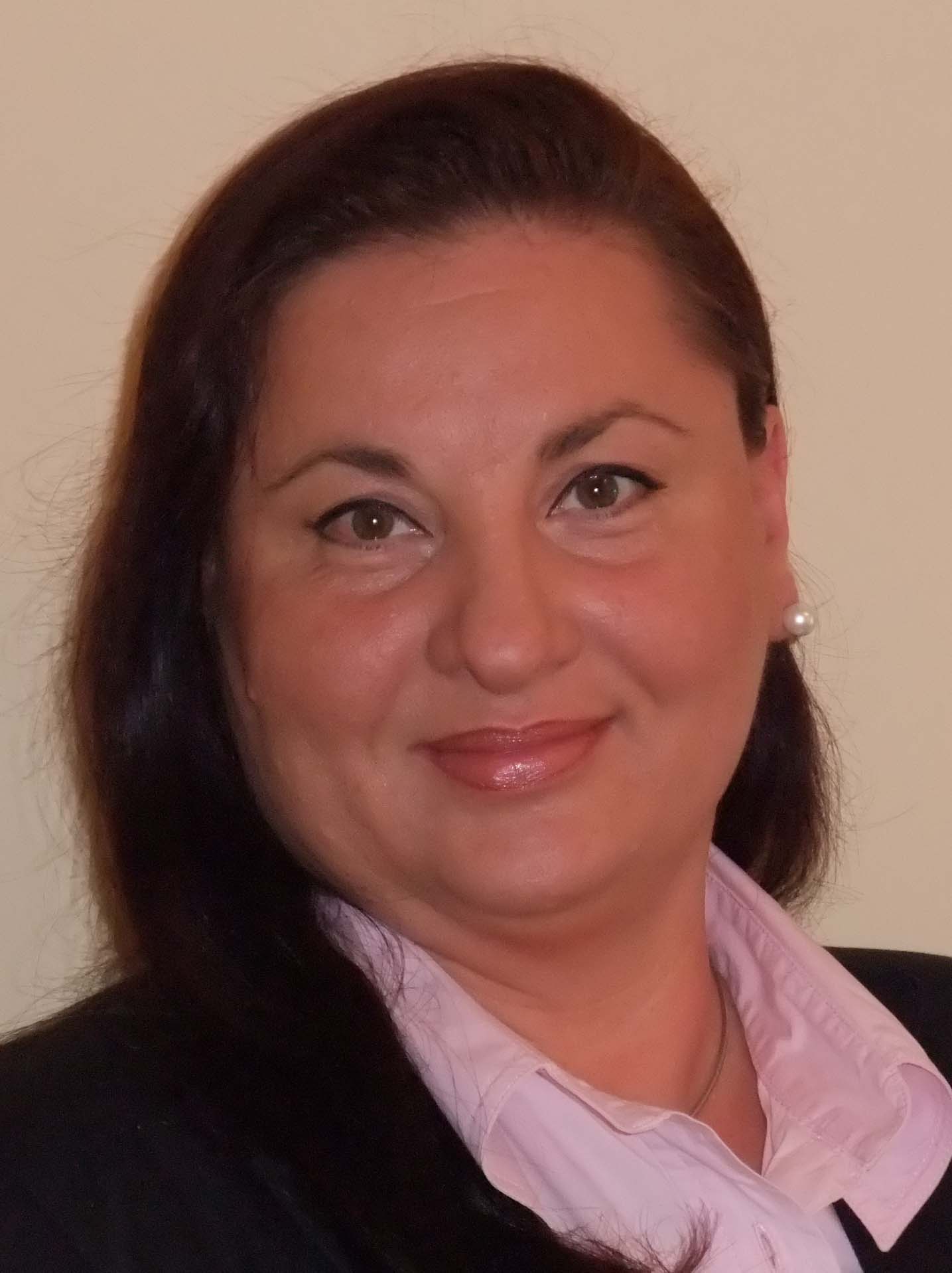 LenhardtElisabeth_FidW_zugeschn