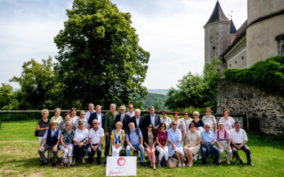 Hollabrunner Silberlöwen beim Landestreffen der Wirtschaftsbund Silberlöwen auf Schloss Rosenburg