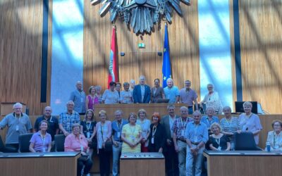 Wirtschaftsbund-Silberlöwen zu Besuch im neu renovierten Parlament