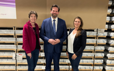 Gemeindegruppenobfrau Gabriela Steiner trifft EU-Abgeordneten Lukas Mandl