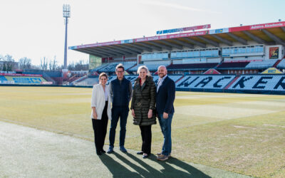 Nationalrätin Carmen Jeitler-Cincelli würdigt Fußballclub Flyeralarm Admira Wacker Mödling bei Betriebsbesuchstour
