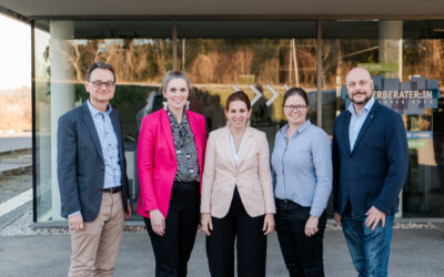 Abgeordnete Carmen Jeitler-Cincelli besucht „Steuerberater des Jahres“ KPS Partner in Guntramsdorf