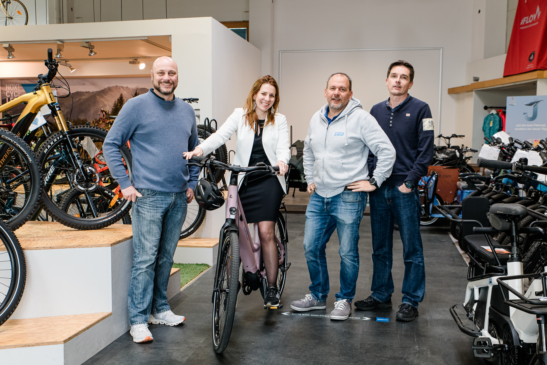 Nationalratsabgeordnete auf Besuch bei BENTHO eMobility GmbH