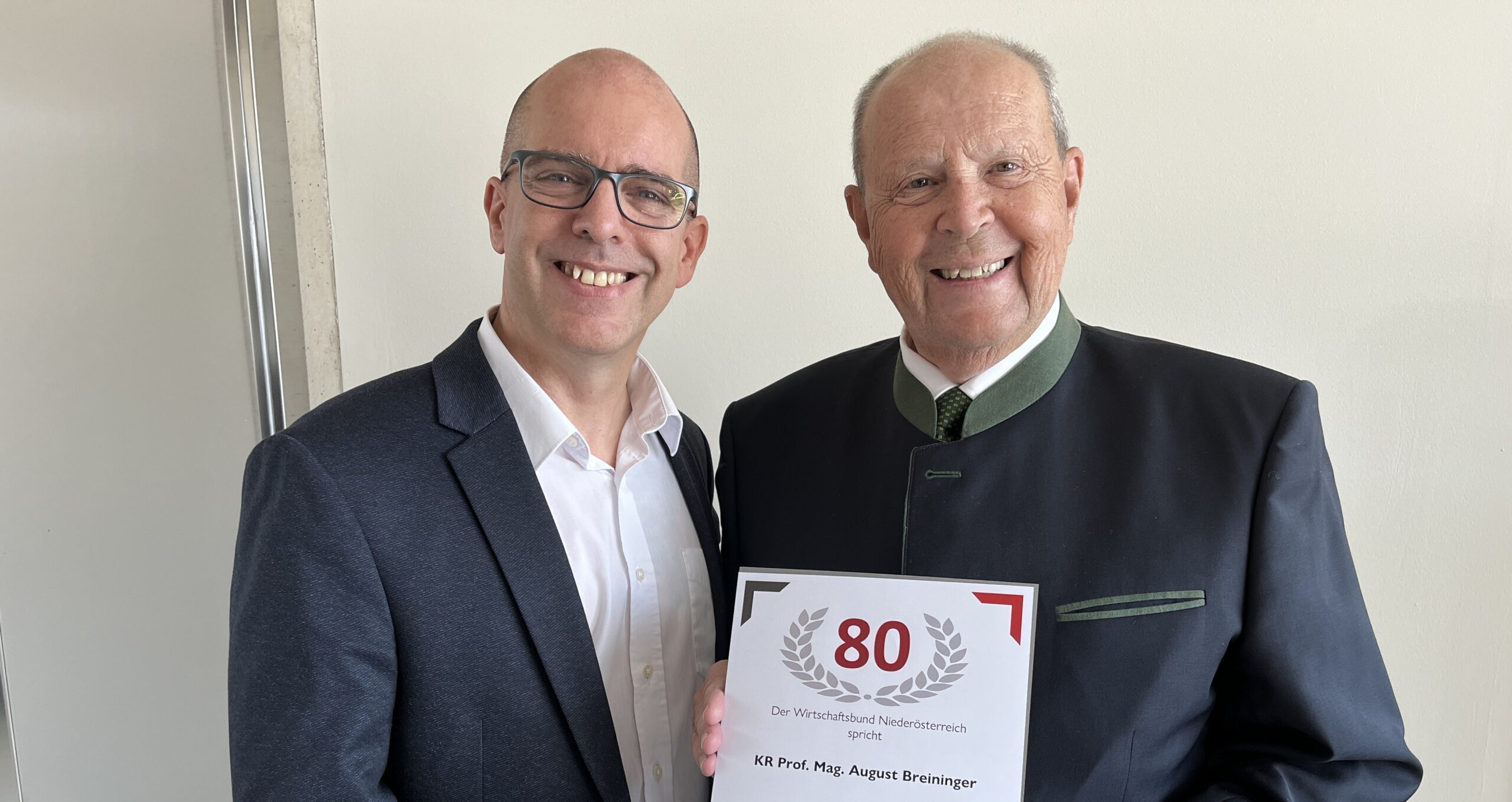 Ehrung Breininger 80er_Credit WBBN Am Bild zu sehen, der Jubilar August Breininger bei seinem 80. Geburtstag.