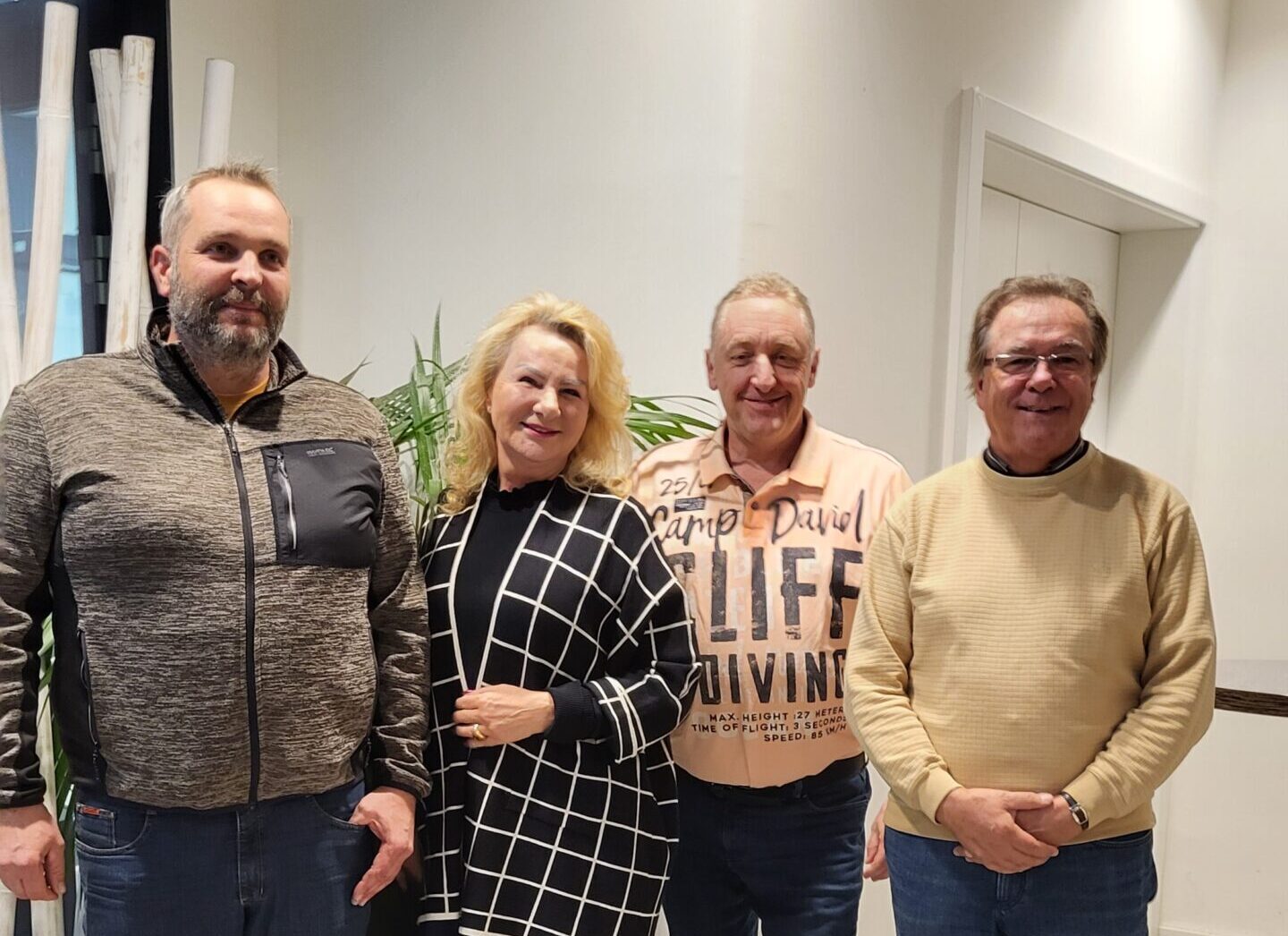 Foto Neuwahl Matzendorf_5.11.25 Der neu gewählte Vorstand der Gemeindegruppe Matzendorf-Hölles.