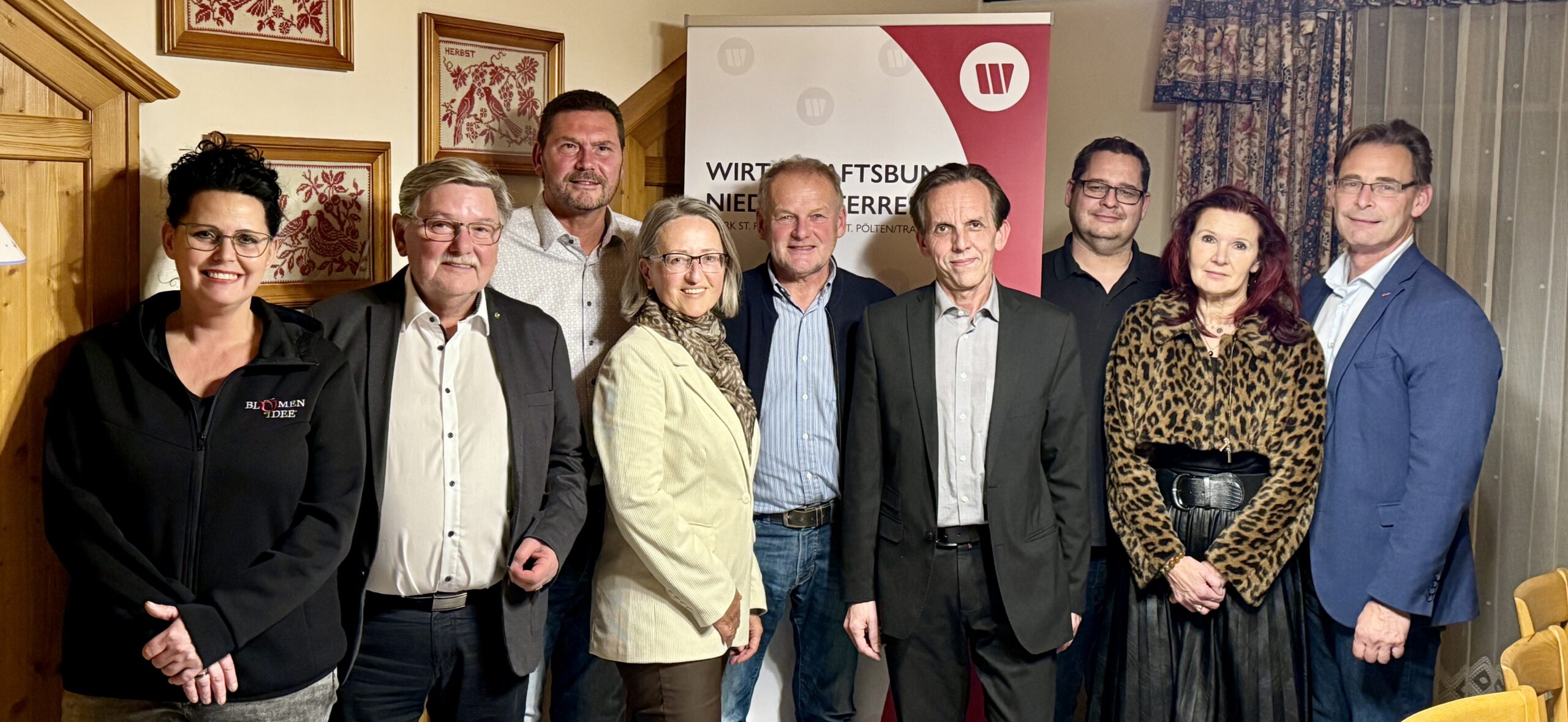 IMG_0967 (1) Im Bild der neue Vorstand