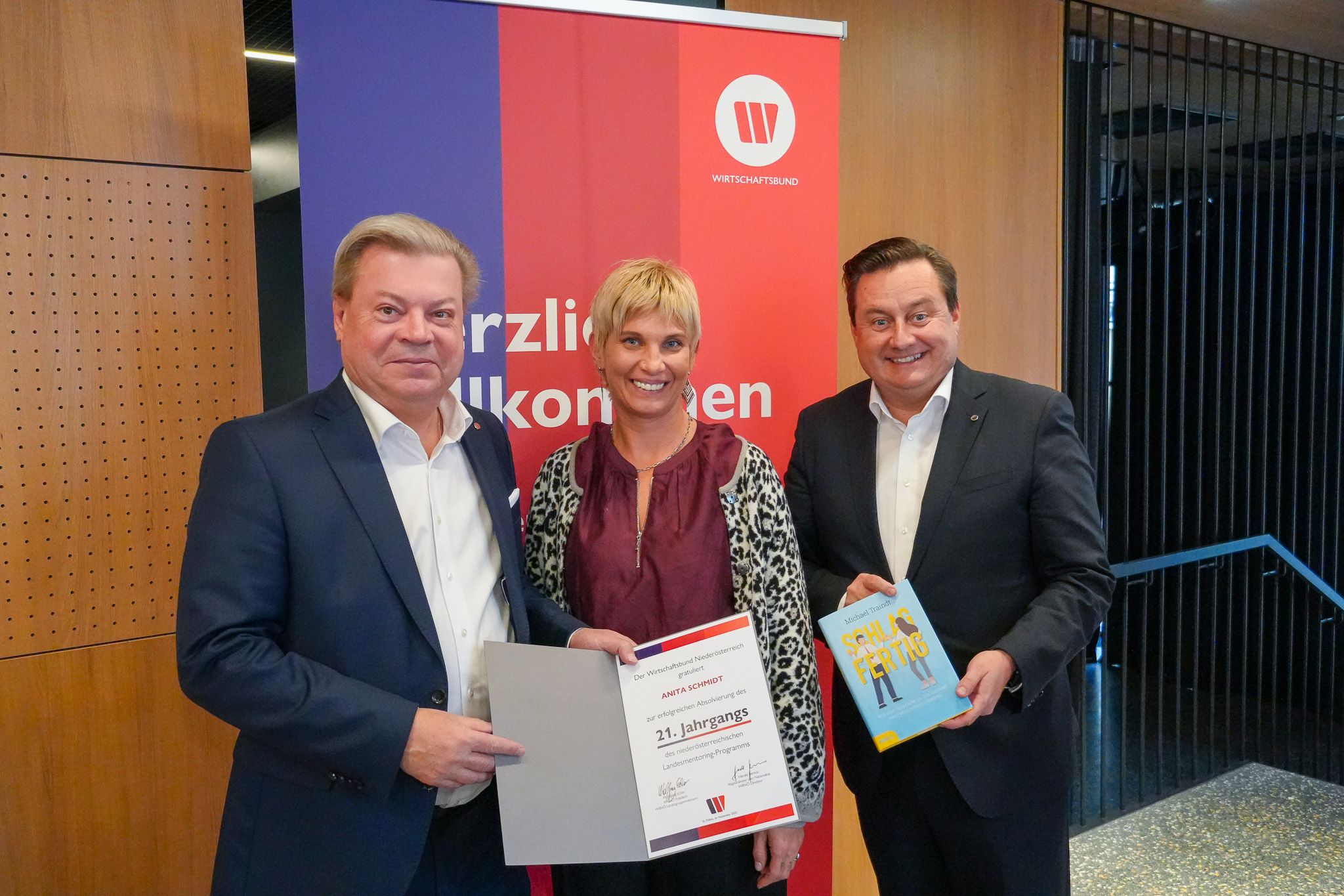 PA Anita Schmidt schließt Wirtschaftsbund Landesmentoring ab Die Absolventin des WB Landesmentoring Programms.