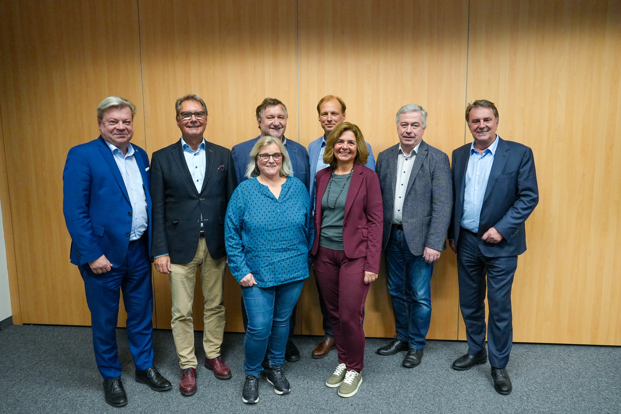 Der neu gewählte Vorstand der Wirtschaftsbund Bezirksgruppe Neunkirchen.